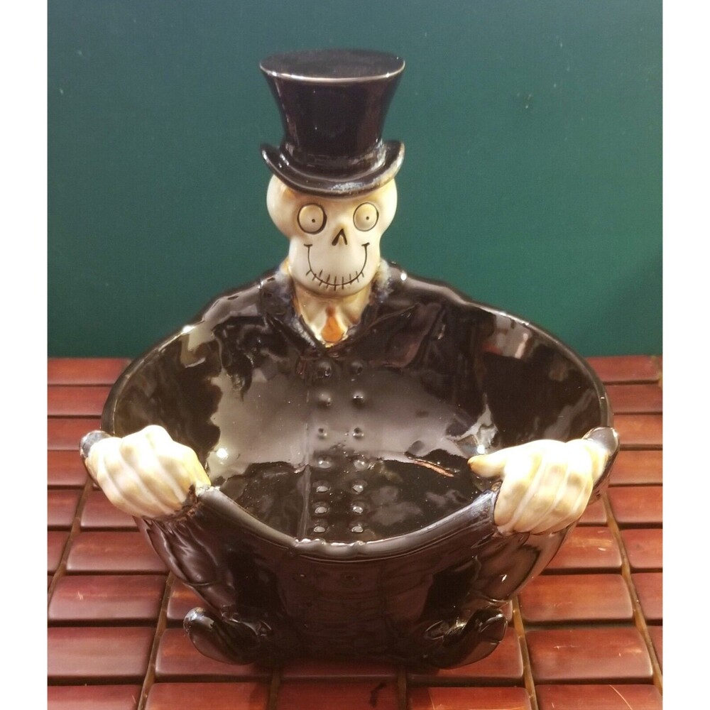 2012 Yankee Candle Boney Bunch Bones Skeleton Ceramic Candy Bowl 9"x8"x7"